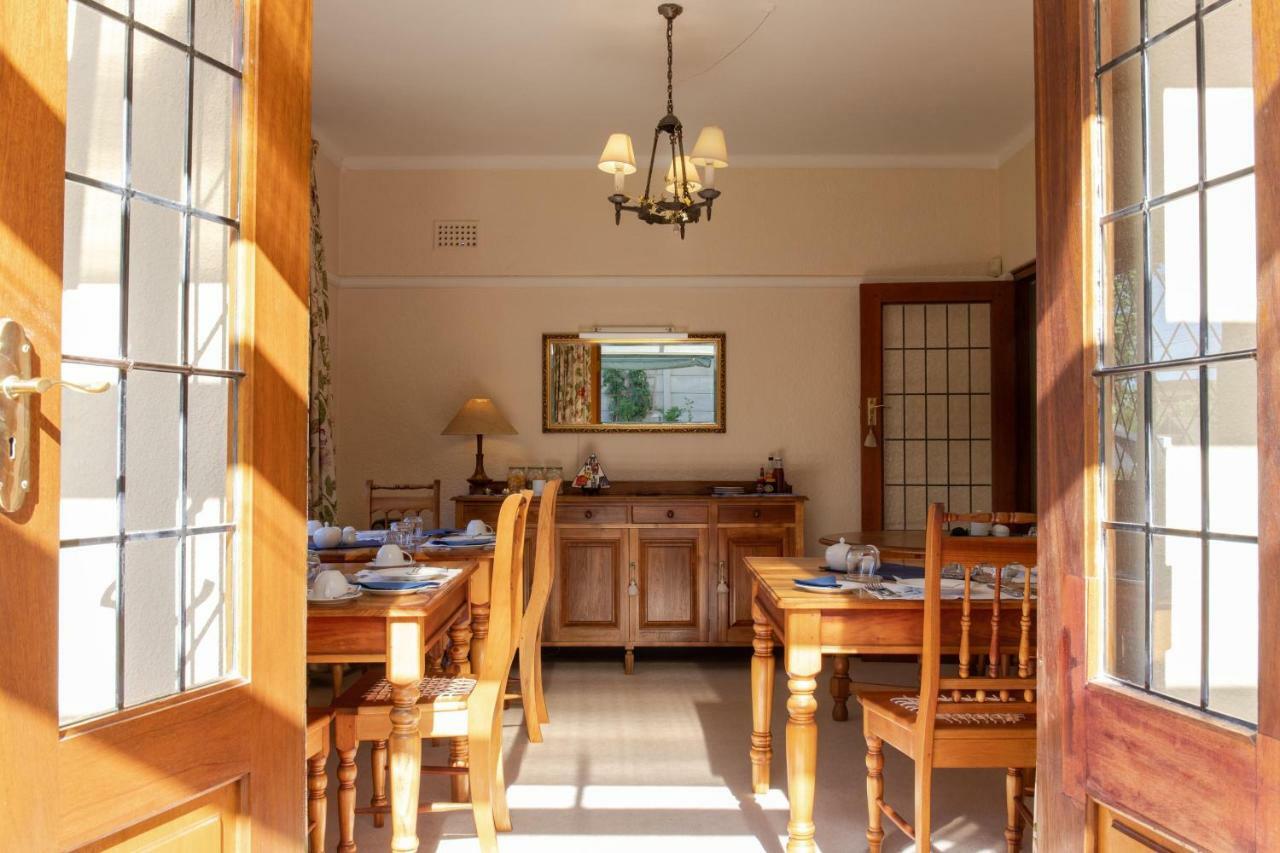 Knightsbury Guest House เคปทาวน์ ภายนอก รูปภาพ